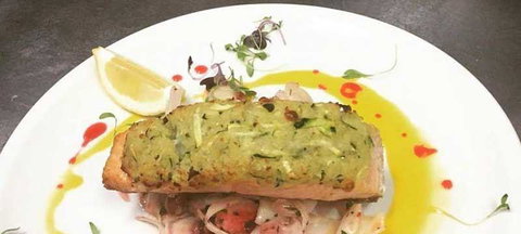 Sai Thong Thai - New South Wales Tourism  3