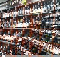 Cowra Visitor Information Centre Wine Selection - New South Wales Tourism 