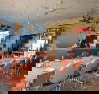 Golden Ponds Bar Restaurant  Function Centre - New South Wales Tourism 