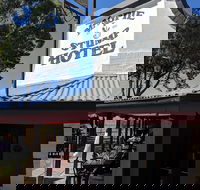 Magpie and Stump Hotel - New South Wales Tourism 