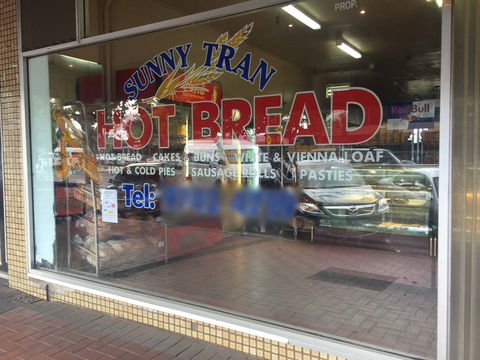 Sunny Tran Hot Bread - New South Wales Tourism  0