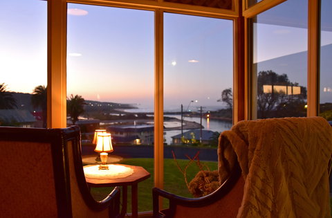 The Ocean Lounge - New South Wales Tourism  0