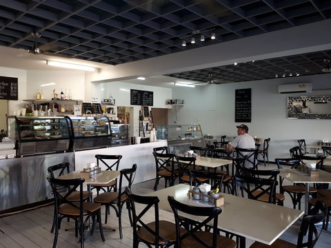 E'Claire's Coffee Shop - New South Wales Tourism  1