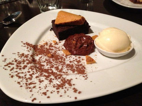 Fat Tony's Bar & Grill - New South Wales Tourism  0