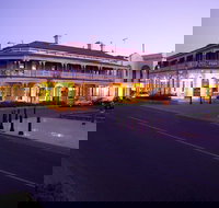 Jens Town Hall Hotel - New South Wales Tourism 