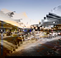 Kawana Waters Hotel