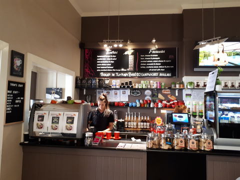 Helen's Coffee Lounge - New South Wales Tourism  1