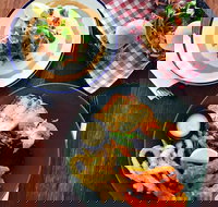 Intersection Tavern - New South Wales Tourism 