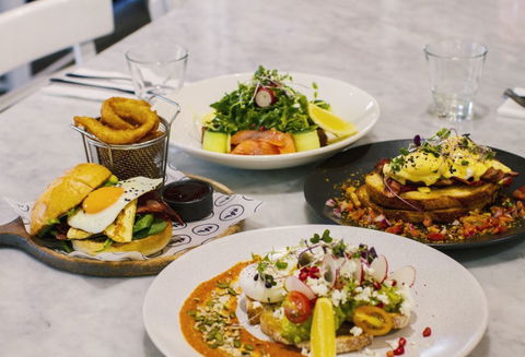 The Jolly Miller Café - Caroline Springs - New South Wales Tourism  0