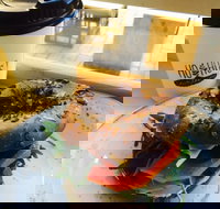 Ho Ho's Canteen - Greensborough - New South Wales Tourism 