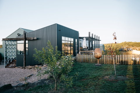 Passing Clouds - New South Wales Tourism  0