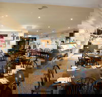 Palm Beach Hotel - New South Wales Tourism 