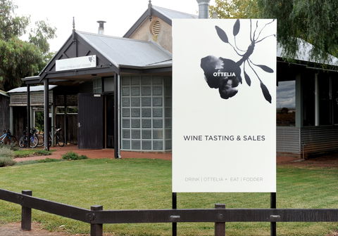 Drink Ottelia + Eat Fodder - New South Wales Tourism  2