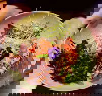 Som Thai Restaurant