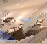 Spit Shack - Airport  Pialligo - New South Wales Tourism 