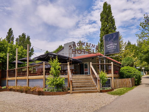 The Harrietville Snowline Hotel - New South Wales Tourism  0