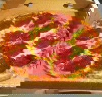 St Albans Pizza - New South Wales Tourism 