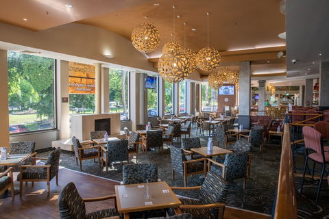 Goulburn Soldiers Club - New South Wales Tourism  1