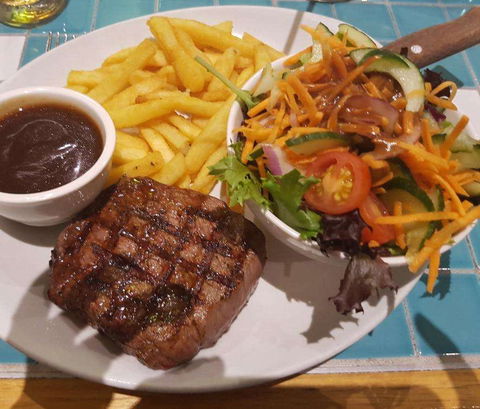 HQ Cafe - New South Wales Tourism  0