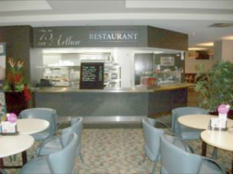 75 On Arthur At The Wellington Soldiers Memorial Club - New South Wales Tourism  2