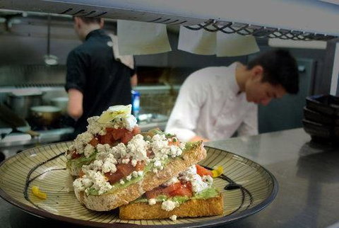 Fahrenheit Pizza - New South Wales Tourism  13