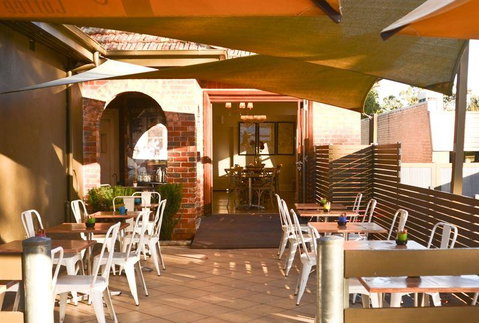 Fahrenheit Pizza - New South Wales Tourism  14