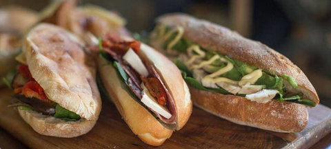 Fahrenheit Pizza - New South Wales Tourism  2