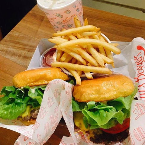 Betty's Burgers And Concrete Co - Surfers Paradise - New South Wales Tourism  0
