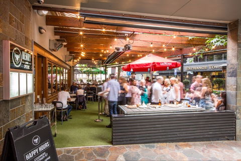 Henry & The Fox - New South Wales Tourism  0