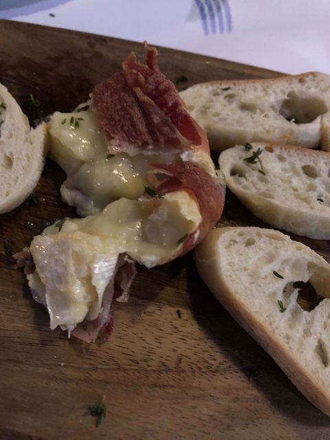 L'Isle De France Sur Mer French Restaurant - New South Wales Tourism  0