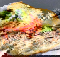 Thanh Hao Hot Bread - New South Wales Tourism 