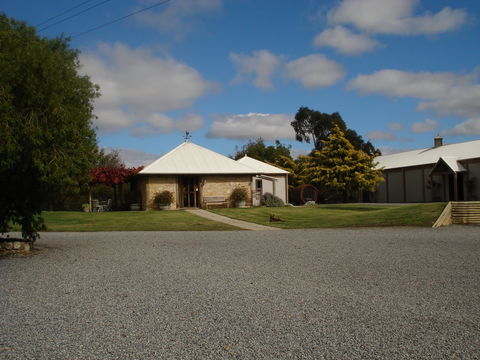 Malcolm Creek Vineyard - New South Wales Tourism  0