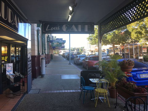 Lou's Cafe Restaurant - New South Wales Tourism  0