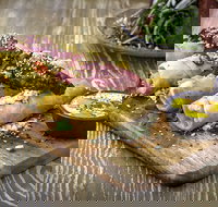 Kahve  Friends - New South Wales Tourism 