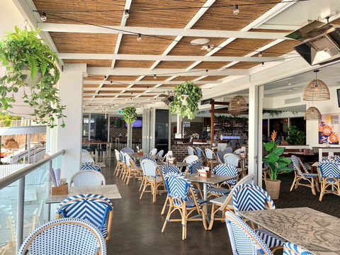 The Pavilions Hotel Terranora - New South Wales Tourism  2