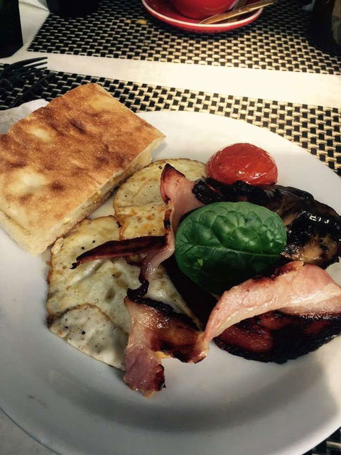 Hungry Wolf's Pizza And Pasta Restaurant - New South Wales Tourism  0