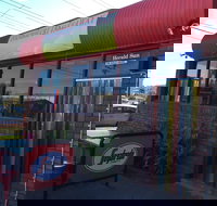 Ivanhoe Court Takeaway - New South Wales Tourism 