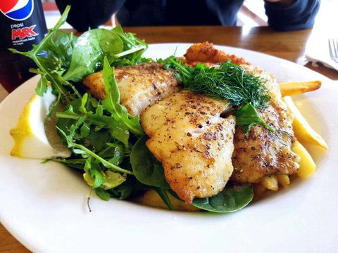 Kiah Seafood Restaurant - New South Wales Tourism  0
