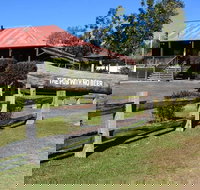 The Pub With No Beer - New South Wales Tourism 