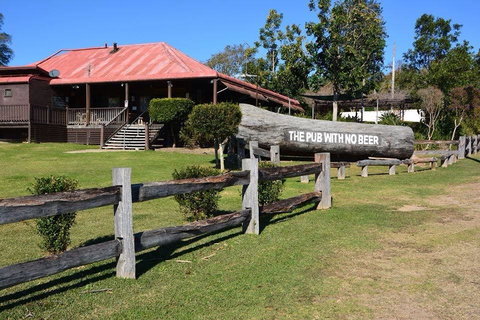The Pub With No Beer - New South Wales Tourism  0