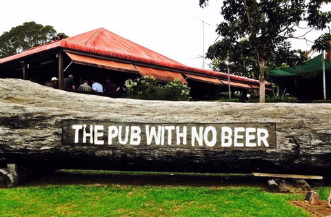 The Pub With No Beer - New South Wales Tourism  1