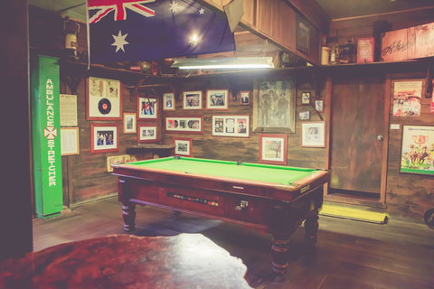 The Pub With No Beer - New South Wales Tourism  2