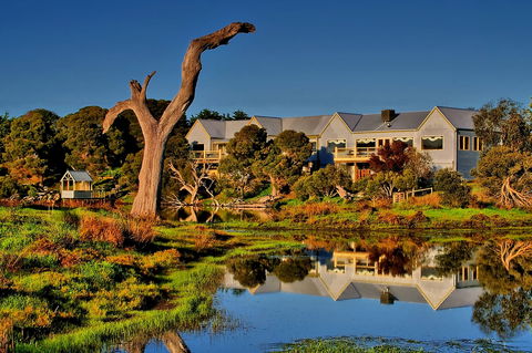 The Minya Vineyard & Winery - New South Wales Tourism  0