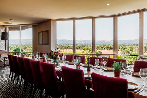 Skyline Restaurant - New South Wales Tourism  0