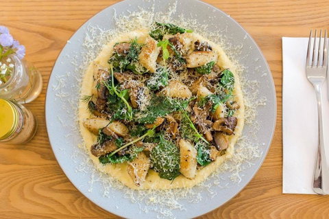 Two Point Oh - New South Wales Tourism  0