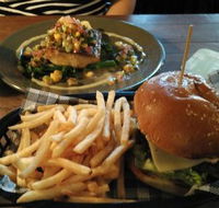 Erskineville Hotel - New South Wales Tourism 