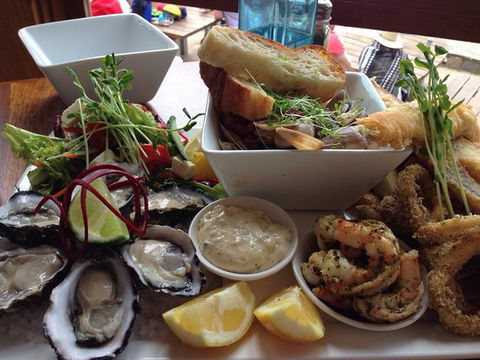 The Flying Fish Cafe - New South Wales Tourism  0