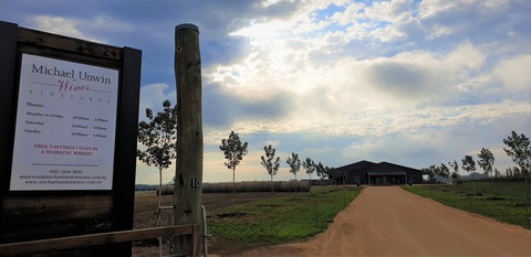 Michael Unwin Wines - New South Wales Tourism  0