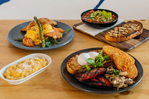 Bare Witness - New South Wales Tourism  0