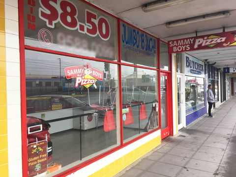 Burgur - New South Wales Tourism  0